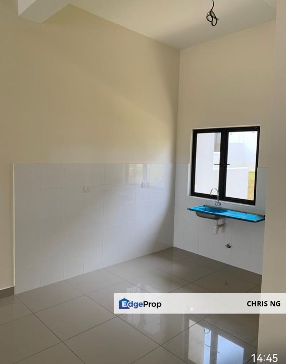 Below Market Price 2 Storey Terrace Monet Lily Sunsuria City Sepang , Selangor, Sepang