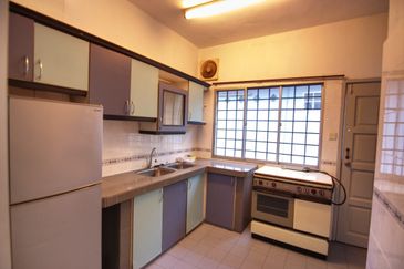 Renovated 2 Storey Terrace Kota Kemuning Shah Alam 