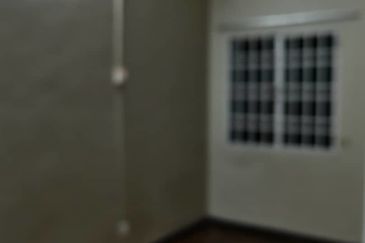 Jalan Anggerik Tania