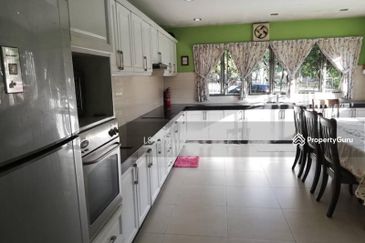 Jalan Anggerik Doritis 31/143