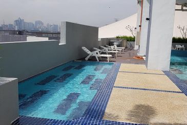 Boulevard Serviced Apartment