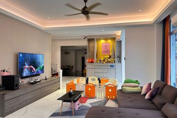 Avenue 2, Lake Valley