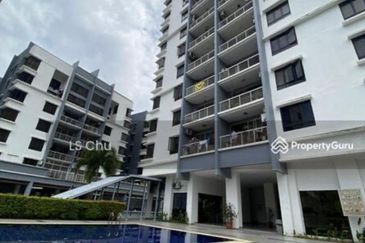 Villa Laman Tasik Condominium