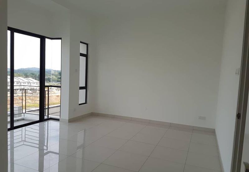 Ixora Residences @ Bandar Seri Coalfields