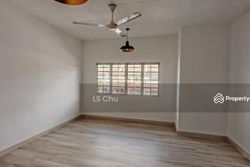 Jalan Anggerik Doritis 31/143