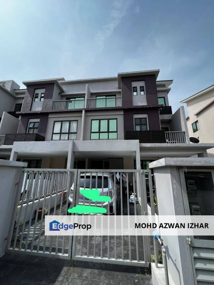 The Strata Bandar Puteri Bangi End Lot Townhouse, Selangor, Bangi