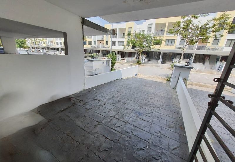 Sierra 1, Odora Parkhomes