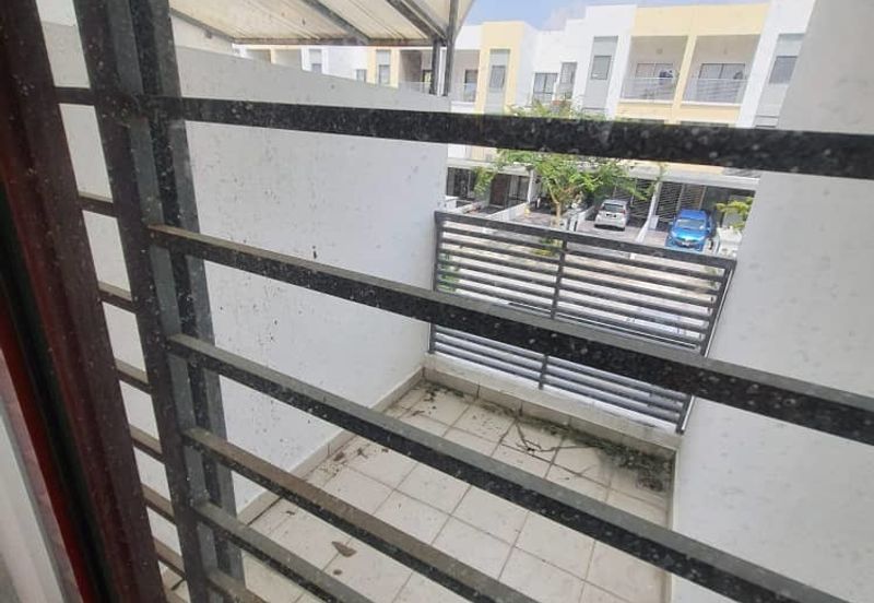 Sierra 1, Odora Parkhomes