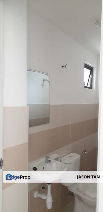 CONERLOT Townhouse @ Villa Kesuma, Semenyih 🌈 UPPERUNIT EXTRALAND 5 FEET KITCHENWET&DRY 1672SF , Selangor, Semenyih