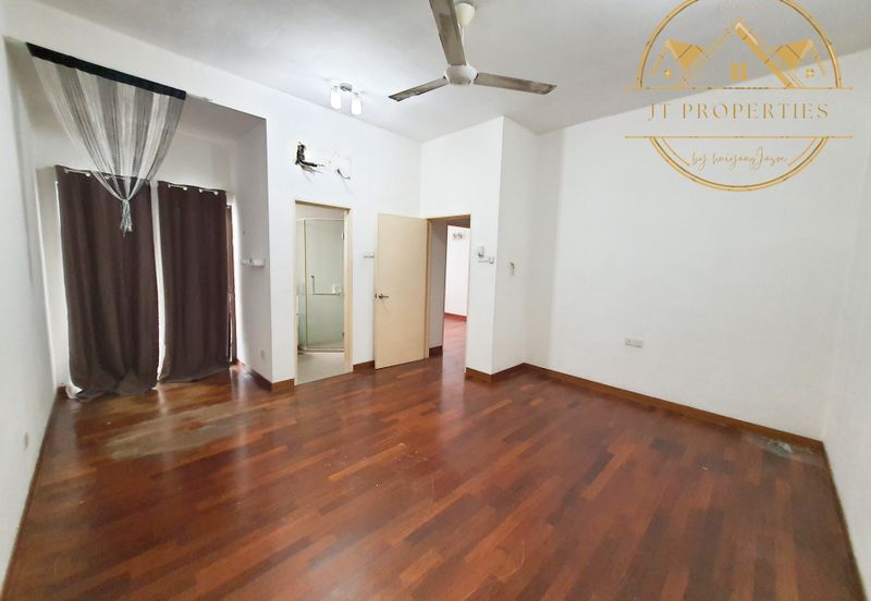 Sierra 1, Odora Parkhomes