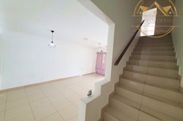 Sierra 1, Odora Parkhomes