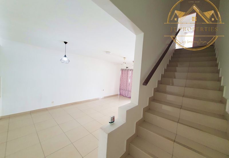 Sierra 1, Odora Parkhomes