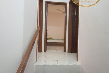 Taman Pinggiran Putra