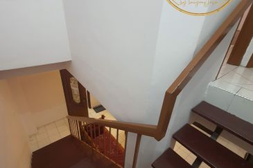 Taman Pinggiran Putra