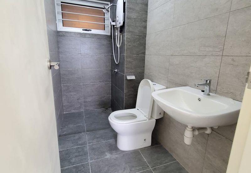 Galleria 2 @ Equine Park