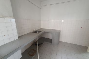 Cheras Perdana Apartment Block D, E