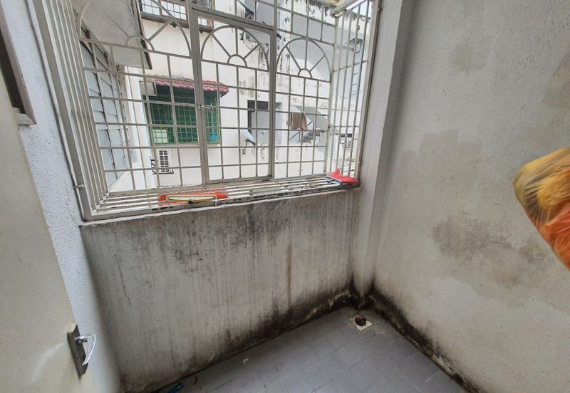 Cheras Perdana Apartment Block D, E