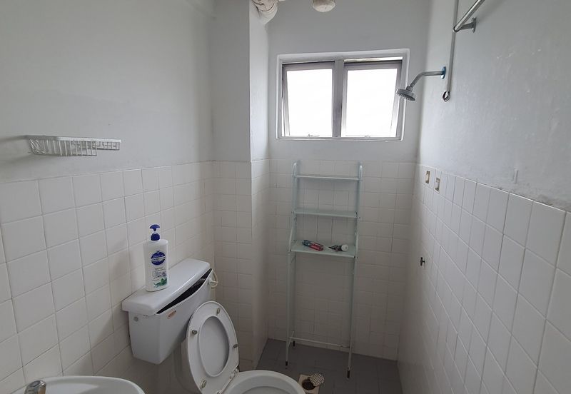 Cheras Perdana Apartment Block D, E