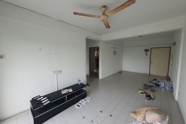 Cheras Perdana Apartment Block D, E