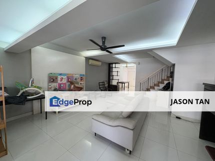 Taman Puchong Utama, 2 Storey Landed House [ RENOVATED 🌈 FULLYEXTENDED 18X60 PLASTERCEILING ] , Selangor, Puchong