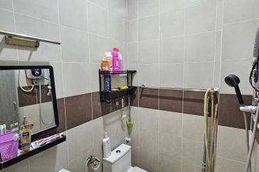 Seksyen 30, Shah Alam