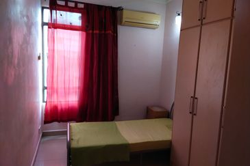 Royal Domain Sri Putramas II