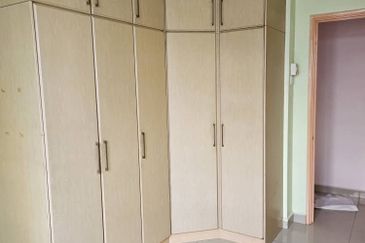 Royal Domain Sri Putramas II