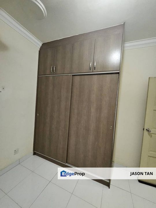 Villa Pavilion, Seri Kembangan [ RENOVATED 🌈 WET&DRYKITCHEN 915SF FREEEHOLD ], Selangor, Seri Kembangan