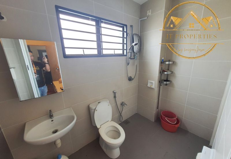 Sierra 1, Odora Parkhomes