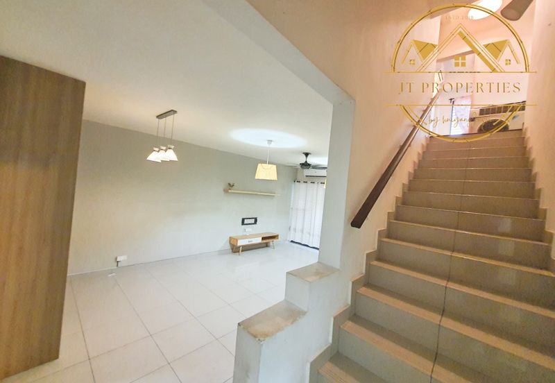 Sierra 1, Odora Parkhomes