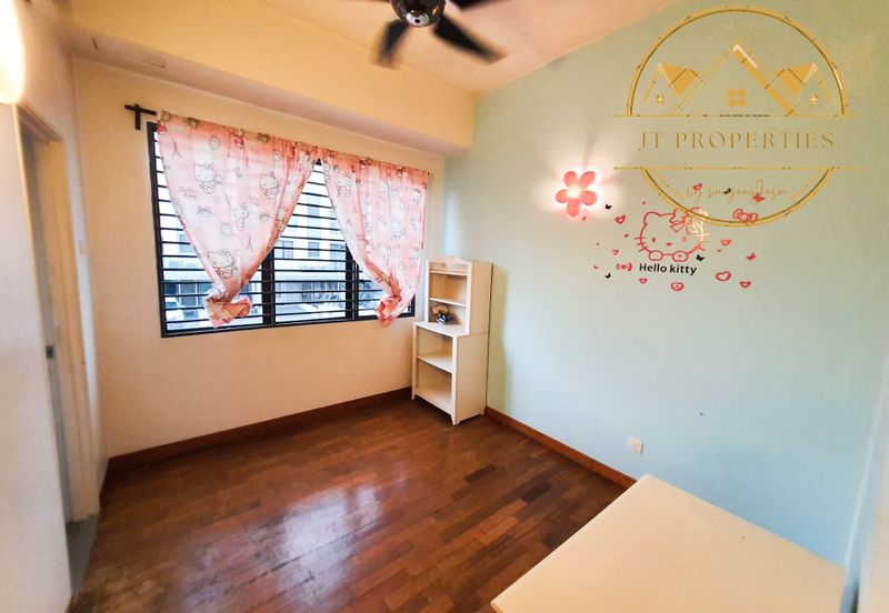 Sierra 1, Odora Parkhomes