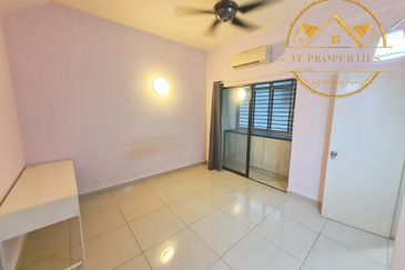 Sierra 1, Odora Parkhomes