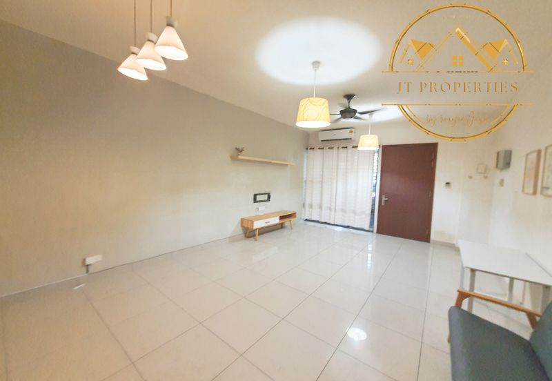 Sierra 1, Odora Parkhomes