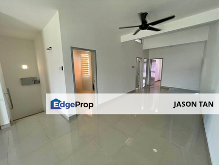 Casa Bluebell @ Cybersouth [ UPPERUNIT 🌈 BASIC UNFURNISH 3ROOM BIGBALCONY ], Selangor, Dengkil