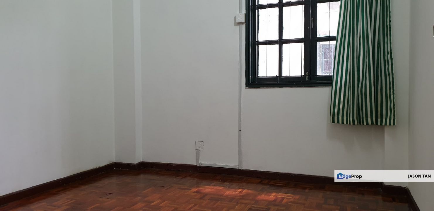 Sunway Court, Bandar Sunway [ RENOVATED WALKUP 🌈 TINGKAT 2 990SF 3ROOM KITCHENCABINET ], Selangor, Bandar Sunway