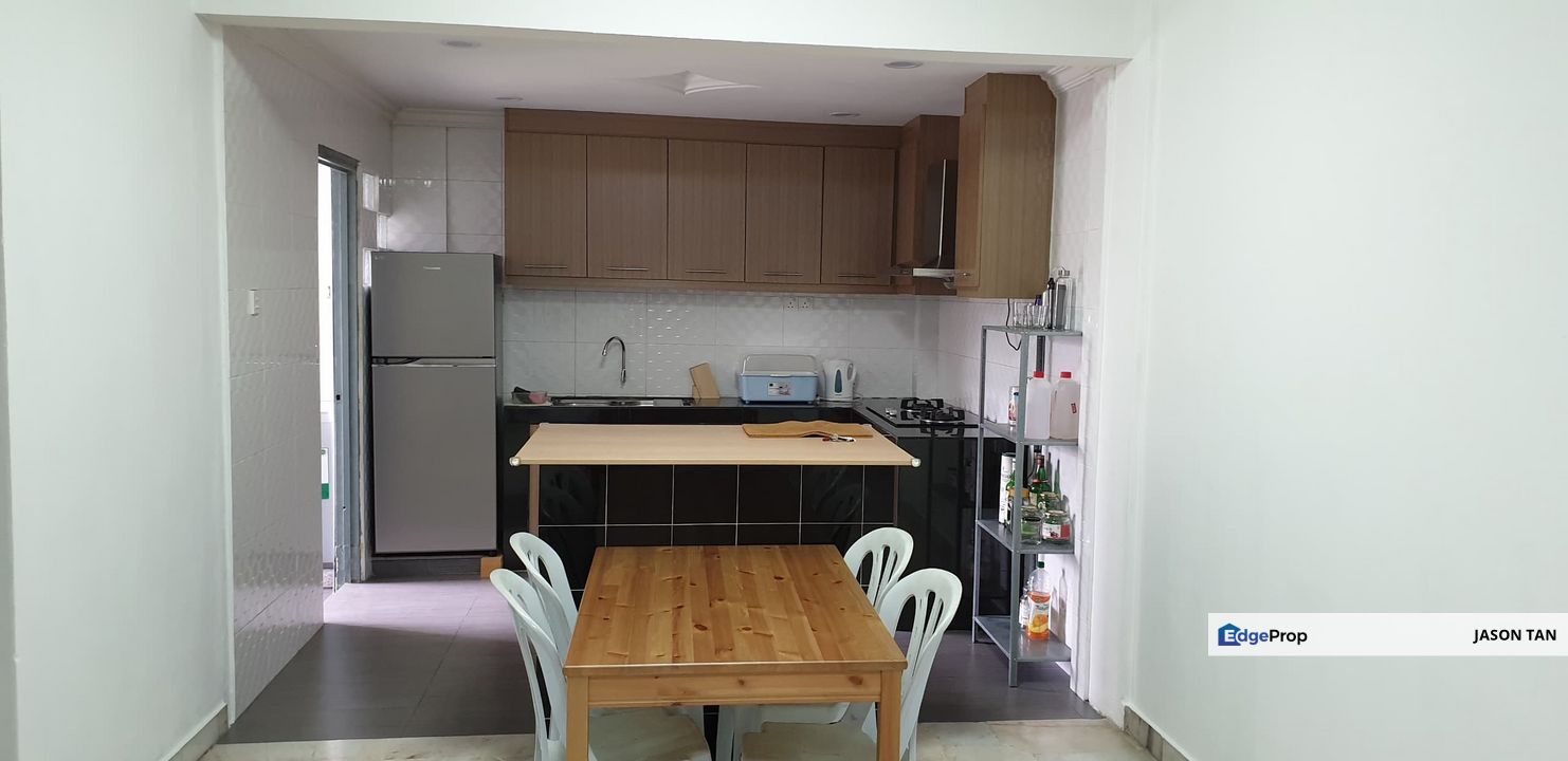 Sunway Court, Bandar Sunway [ RENOVATED WALKUP 🌈 TINGKAT 2 990SF 3ROOM KITCHENCABINET ], Selangor, Bandar Sunway