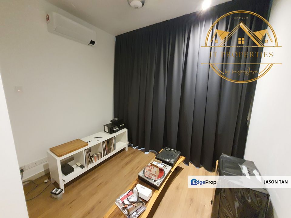 Elegan Residensi, Taman Putra Perdana, Puchong [ TOWNHOUSE LOWER UNIT 🌈 RENOVATED 22X75 3ROOM2BATH GATEDGUARDED ], Selangor, Puchong