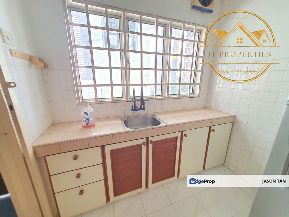 Taman Universiti Indah, Seri Kembangan, 2 Storey House [ SLIGHT RENO WET&DRYKITCHEN 🌈 18X65 EXTENDEDBACKKITCHEN EXTENDEDFRONTROOM ] , Selangor, Seri Kembangan