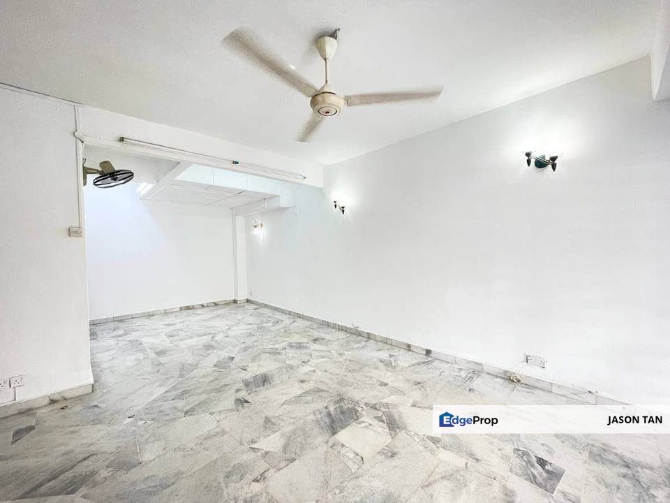 Seksyen 27, Taman Bunga Negara, 2 Storey House [ 22x75 🌈 NOTFACINGHOUSE GATEDGUARDED ], Selangor, Shah Alam