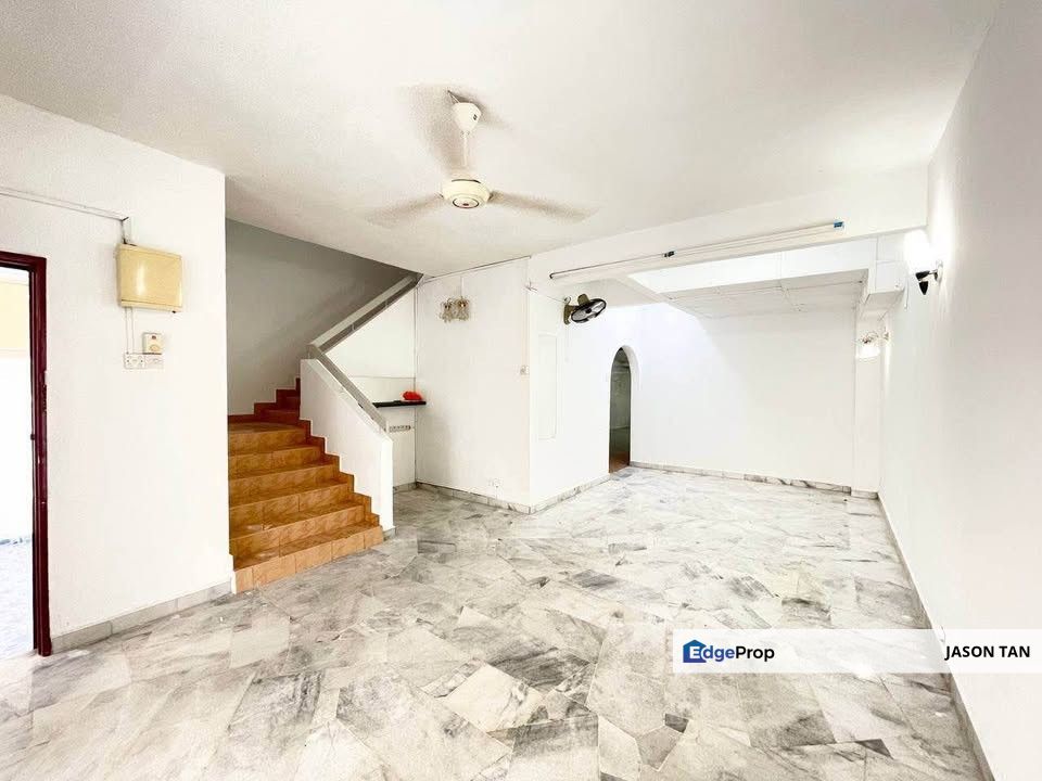 Seksyen 27, Taman Bunga Negara, 2 Storey House [ 22x75 🌈 NOTFACINGHOUSE GATEDGUARDED ], Selangor, Shah Alam