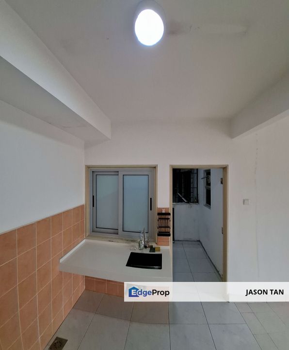 Villa Pavilion Condominium, Taman Bukit Serdang [ FACEFORESTVIEW 🌈 FREEHOLD 1 COVERED CAR PARK ], Selangor, Seri Kembangan