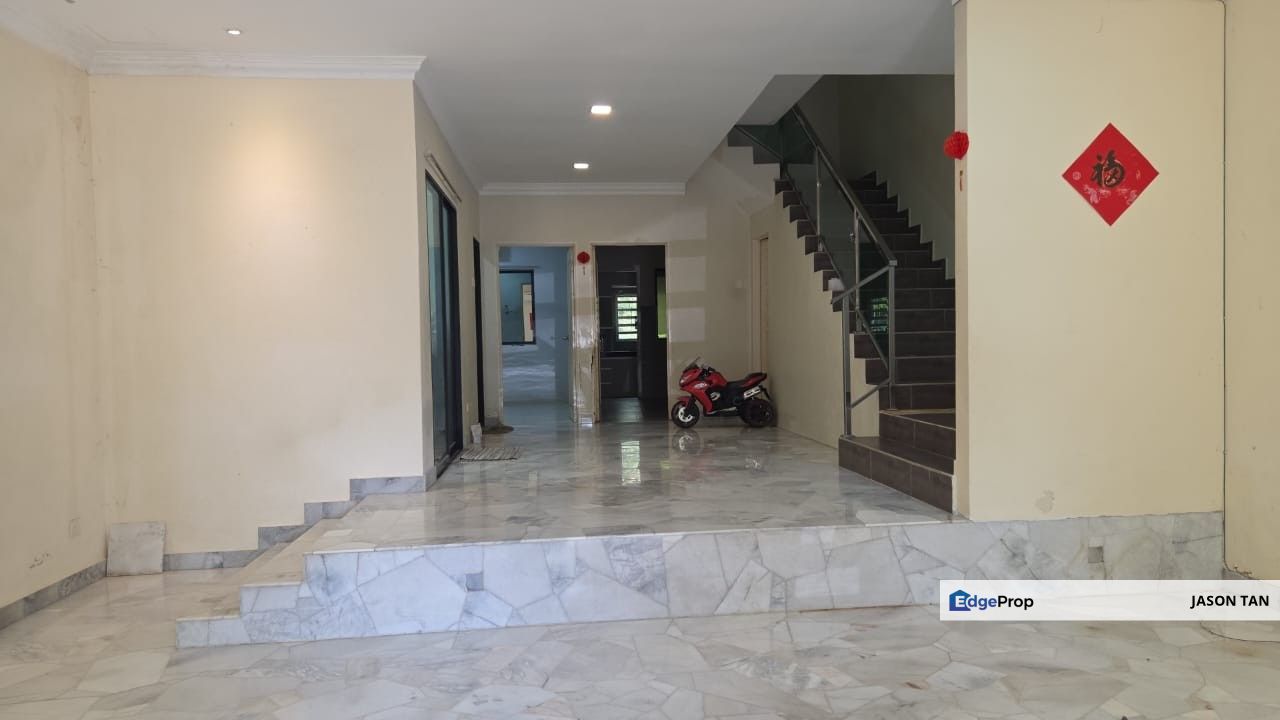 Taman Gembira, Telok Gadong, Klang [ FULLRENOVATED 🌈 22x75 EXTENDED ], Selangor, Klang