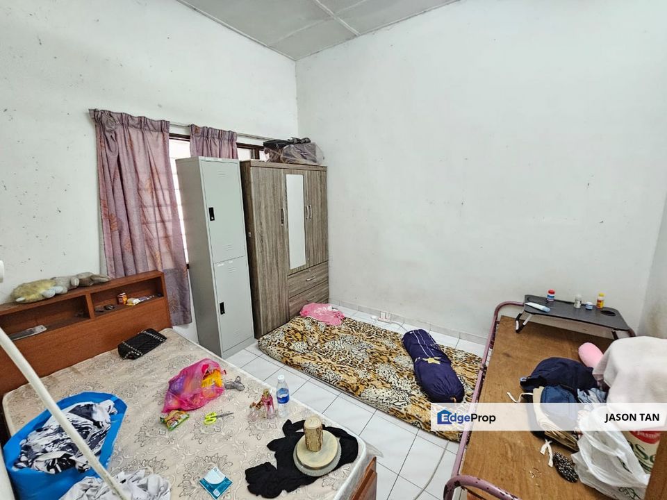 Taman Sri Serdang, Seri Kembangan, Single Storey House [ NOTFACINGHOUSE 🌈 20x70 4ROOM2BATH ], Selangor, Seri Kembangan