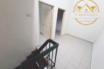 Taman Saujana Puchong