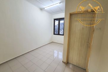 Taman Saujana Puchong