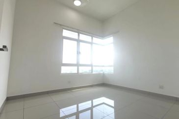 La Thea Residences @ 16 Sierra