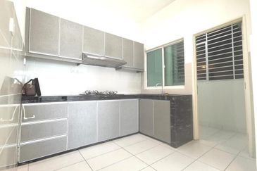 La Thea Residences @ 16 Sierra