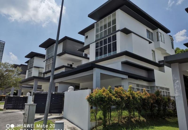 Nilai Springs Heights