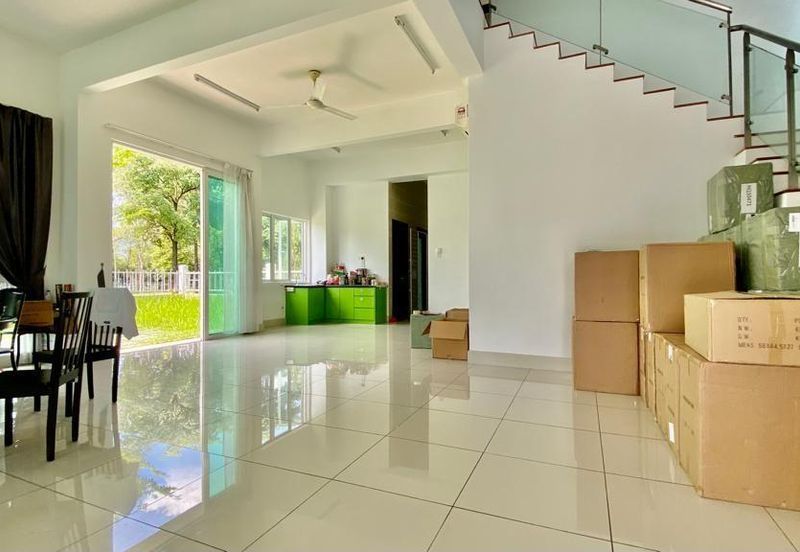 Villa Heights @ Equine Park