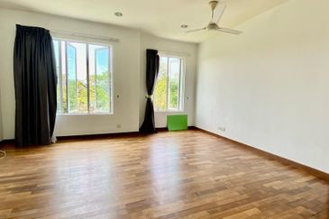 Villa Heights @ Equine Park